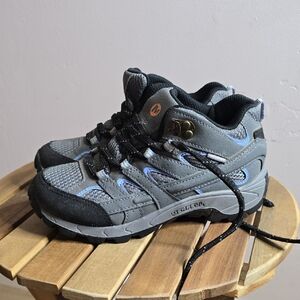 Merrell Kids Gray and Black Boots